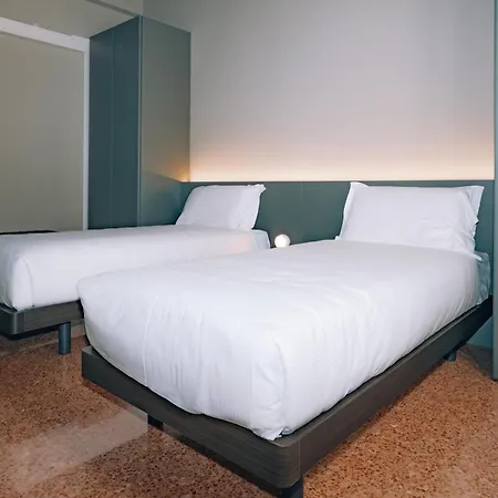 דירה Legnago Suite Apartments *