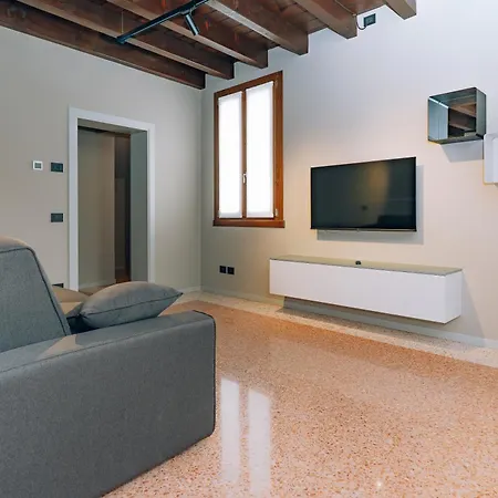 Legnago Suite Apartments Daire *