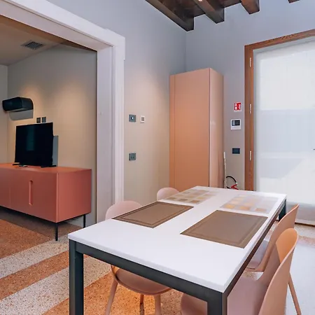 Legnago Suite Apartments *