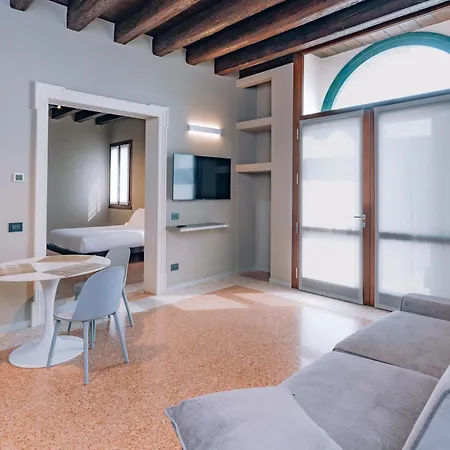 アパート Legnago Suite Apartments レニャーゴ