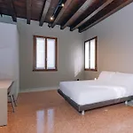 Legnago Suite Apartments 아파트 레그나고